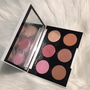 Urban Decay Gwen Stefani Blush Palette